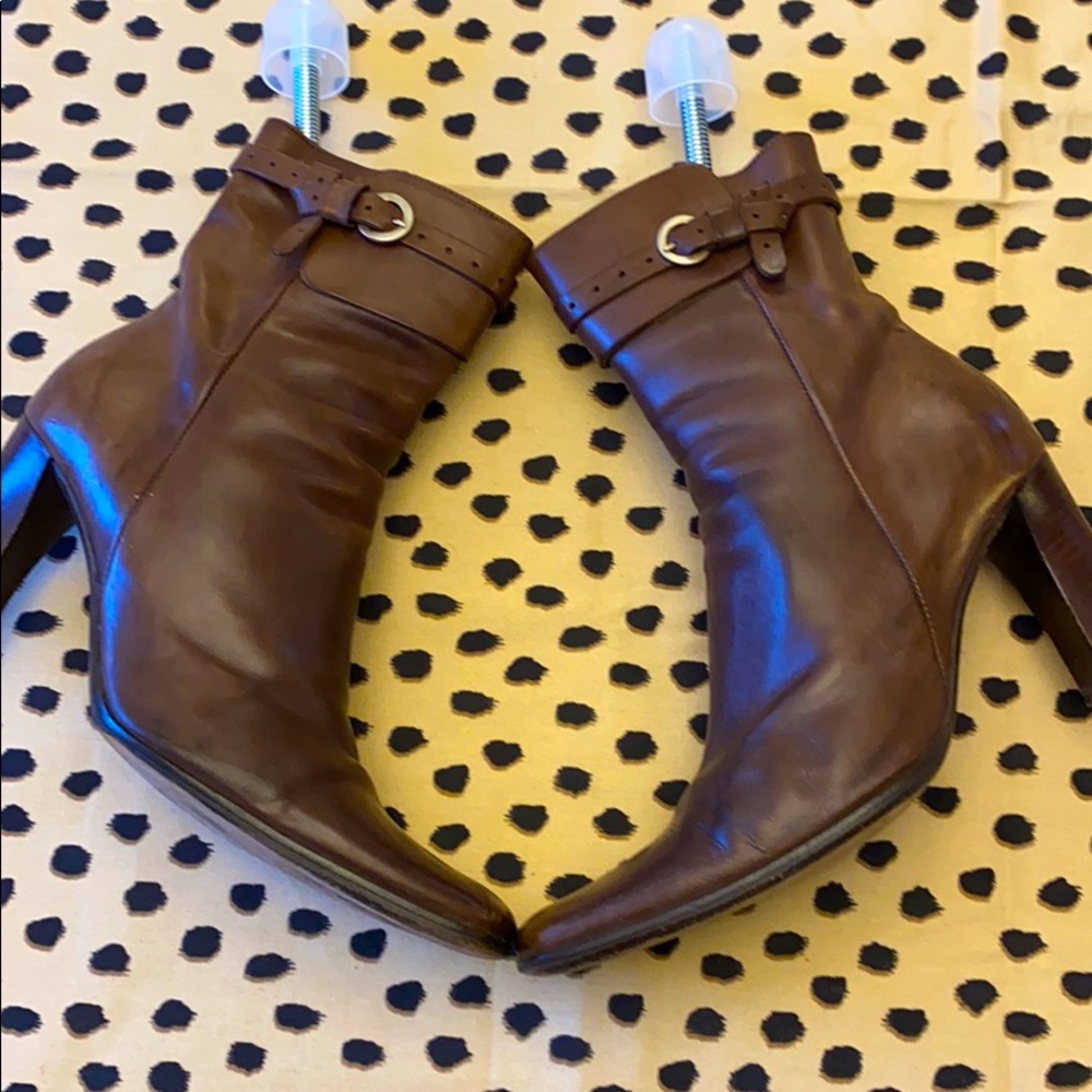 CHARLES DAVID. Brown Leather Booties Sz38(7.5-8US)